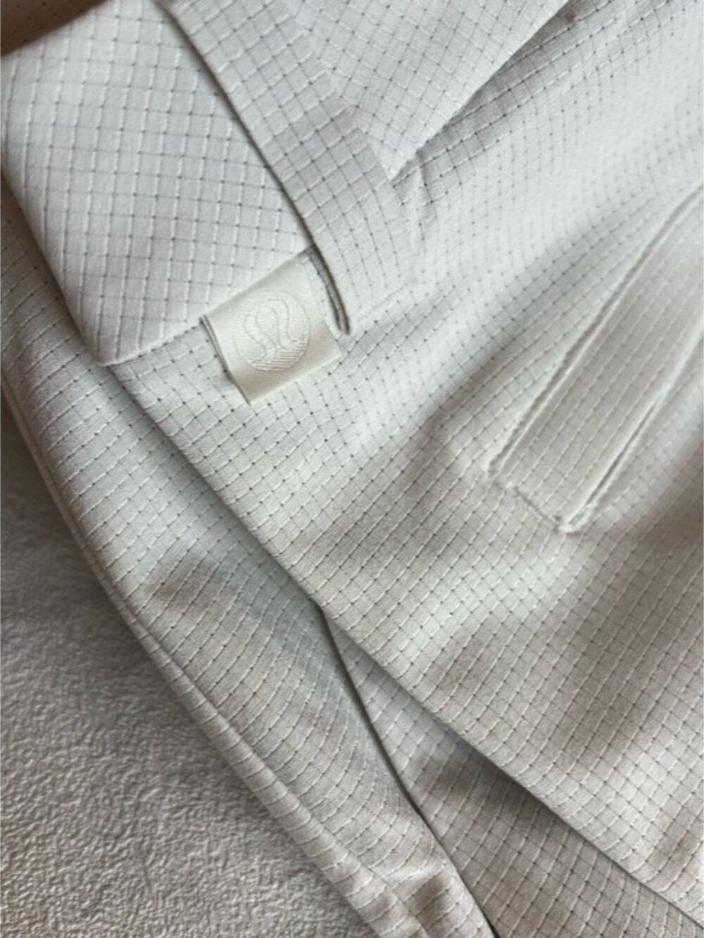 NWT LuluLemon Mens ABC Woven Air Shorts 9” Classic Fit 32 - Picture 3 of 6